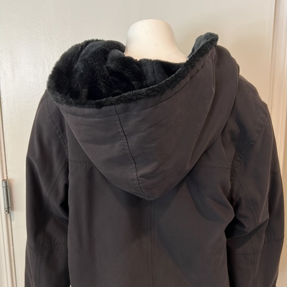 Jacket - Picture 6 of 9